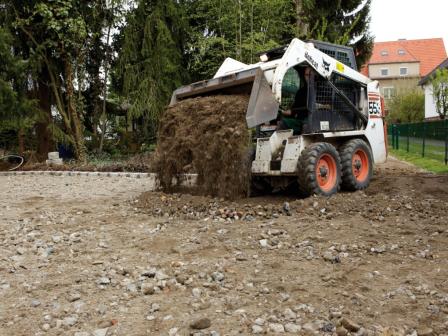 Einbringen der Tragschicht 